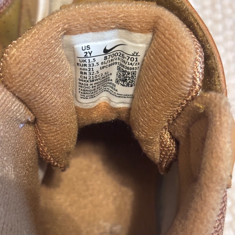 Nike Kid’s Air Force 1 High LV8 Wheat / Light Brown Size 2Y - Picture 7 of 9